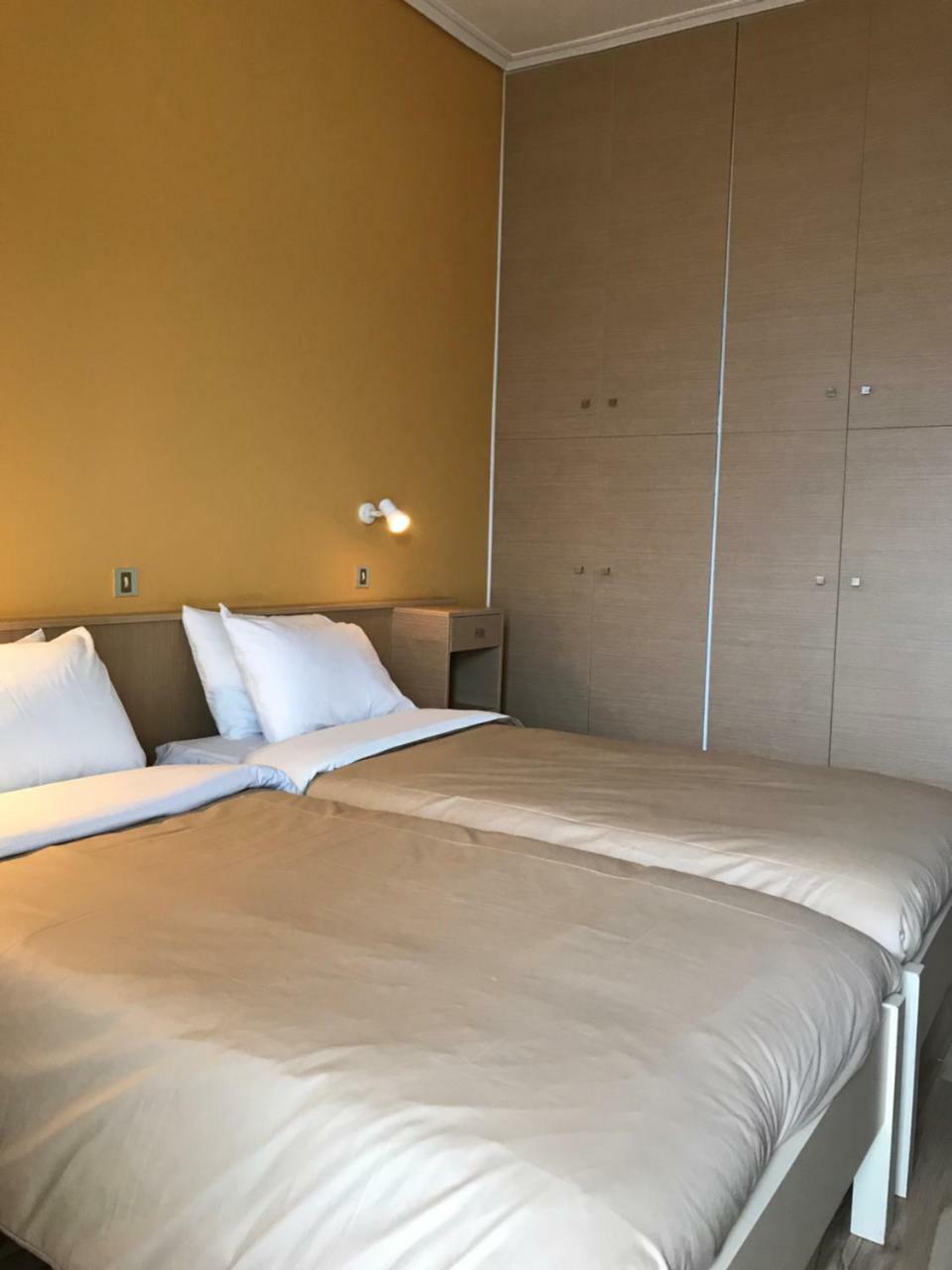 كاريستوس Galaxy Hotel المظهر الخارجي الصورة